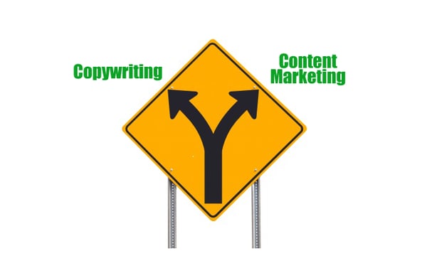 A sign with two arrows, one pointing towards copywriting and the other pointing to content marketing
